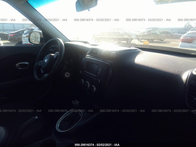 Photo 4 VIN: KNDJN2A2XJ7522094 - KIA SOUL 