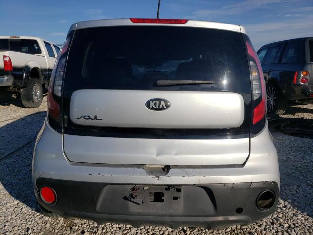 Photo 5 VIN: KNDJN2A2XJ7549750 - KIA SOUL 