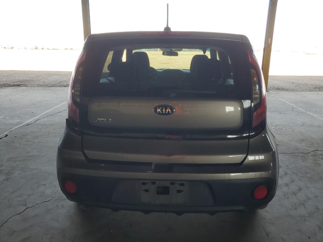 Photo 5 VIN: KNDJN2A2XJ7560733 - KIA SOUL 