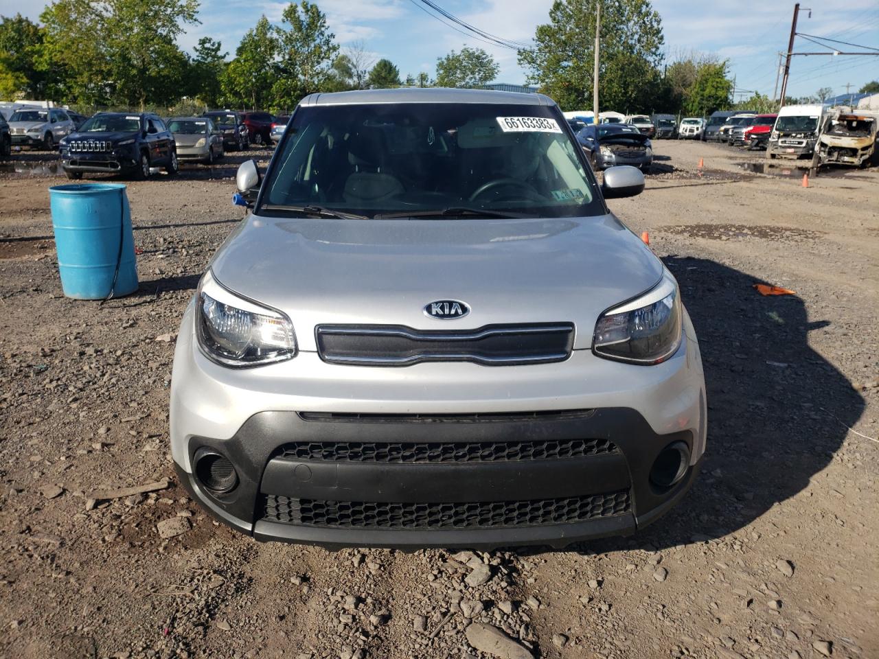 Photo 4 VIN: KNDJN2A2XJ7561980 - KIA SOUL 