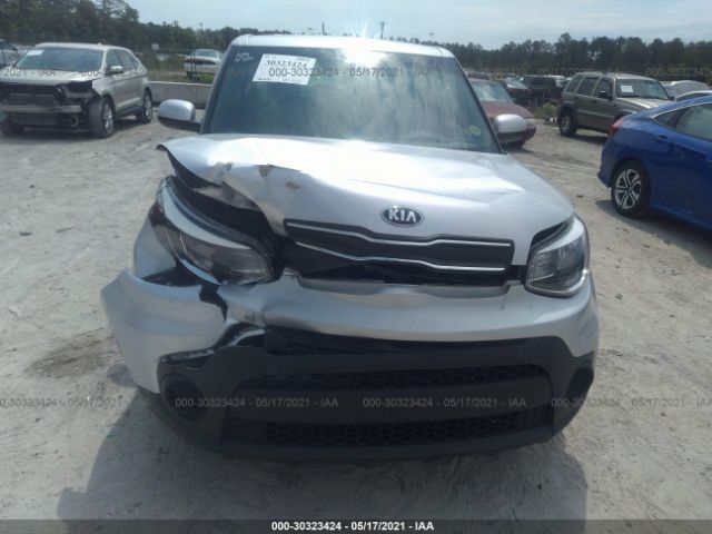 Photo 5 VIN: KNDJN2A2XJ7589942 - KIA SOUL 