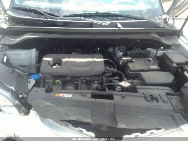 Photo 9 VIN: KNDJN2A2XJ7589942 - KIA SOUL 