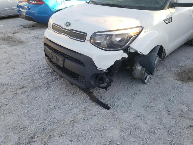 Photo 8 VIN: KNDJN2A2XJ7595224 - KIA SOUL 