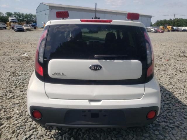 Photo 5 VIN: KNDJN2A2XJ7899136 - KIA SOUL 