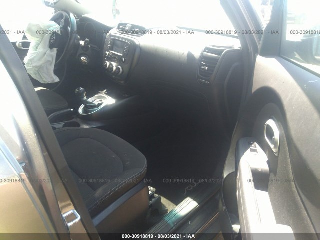 Photo 4 VIN: KNDJN2A2XK7663958 - KIA SOUL 