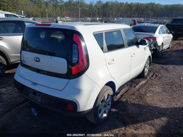 Photo 3 VIN: KNDJN2A2XK7685782 - KIA SOUL 