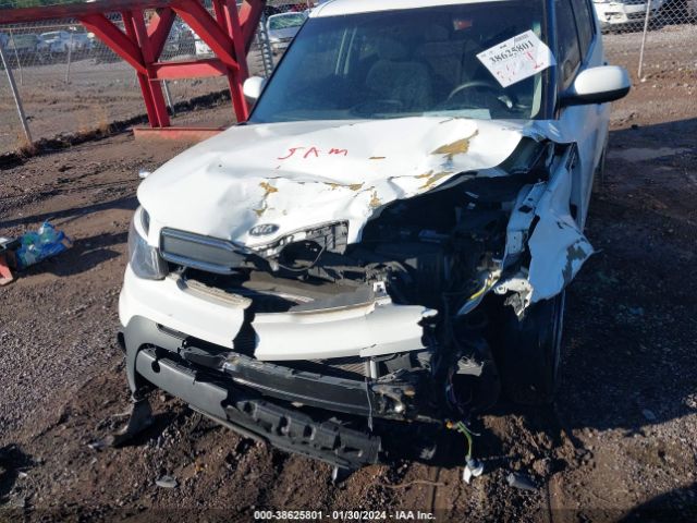 Photo 5 VIN: KNDJN2A2XK7685782 - KIA SOUL 