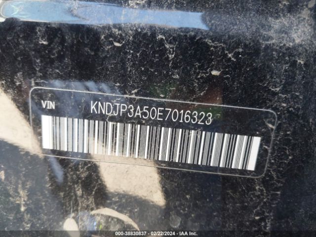 Photo 8 VIN: KNDJP3A50E7016323 - KIA SOUL 