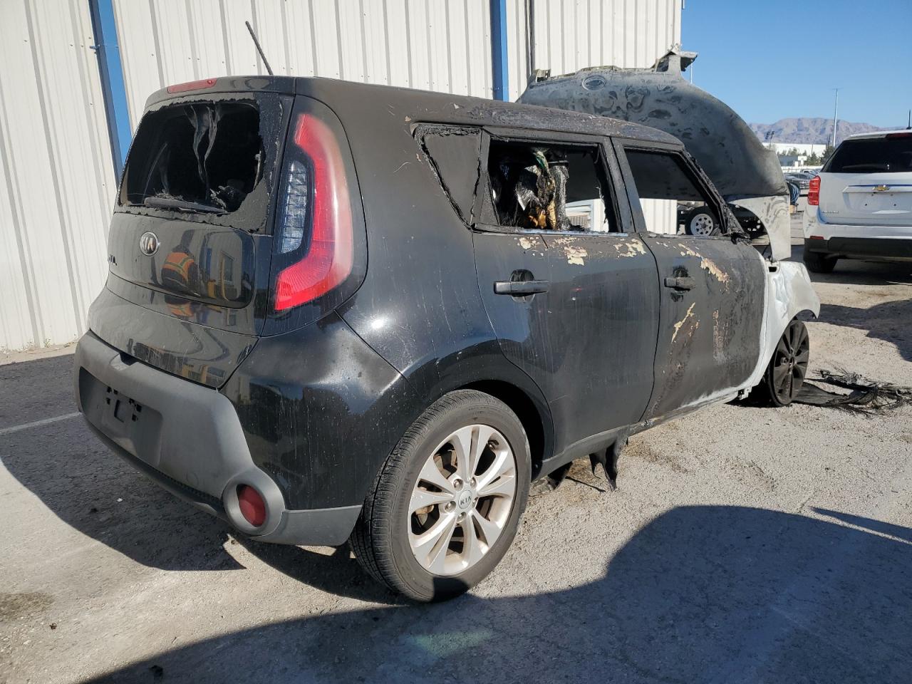 Photo 2 VIN: KNDJP3A50E7073119 - KIA SOUL 