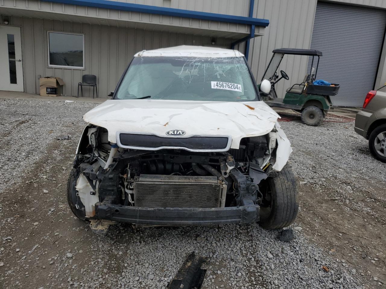 Photo 4 VIN: KNDJP3A50F7186134 - KIA SOUL 