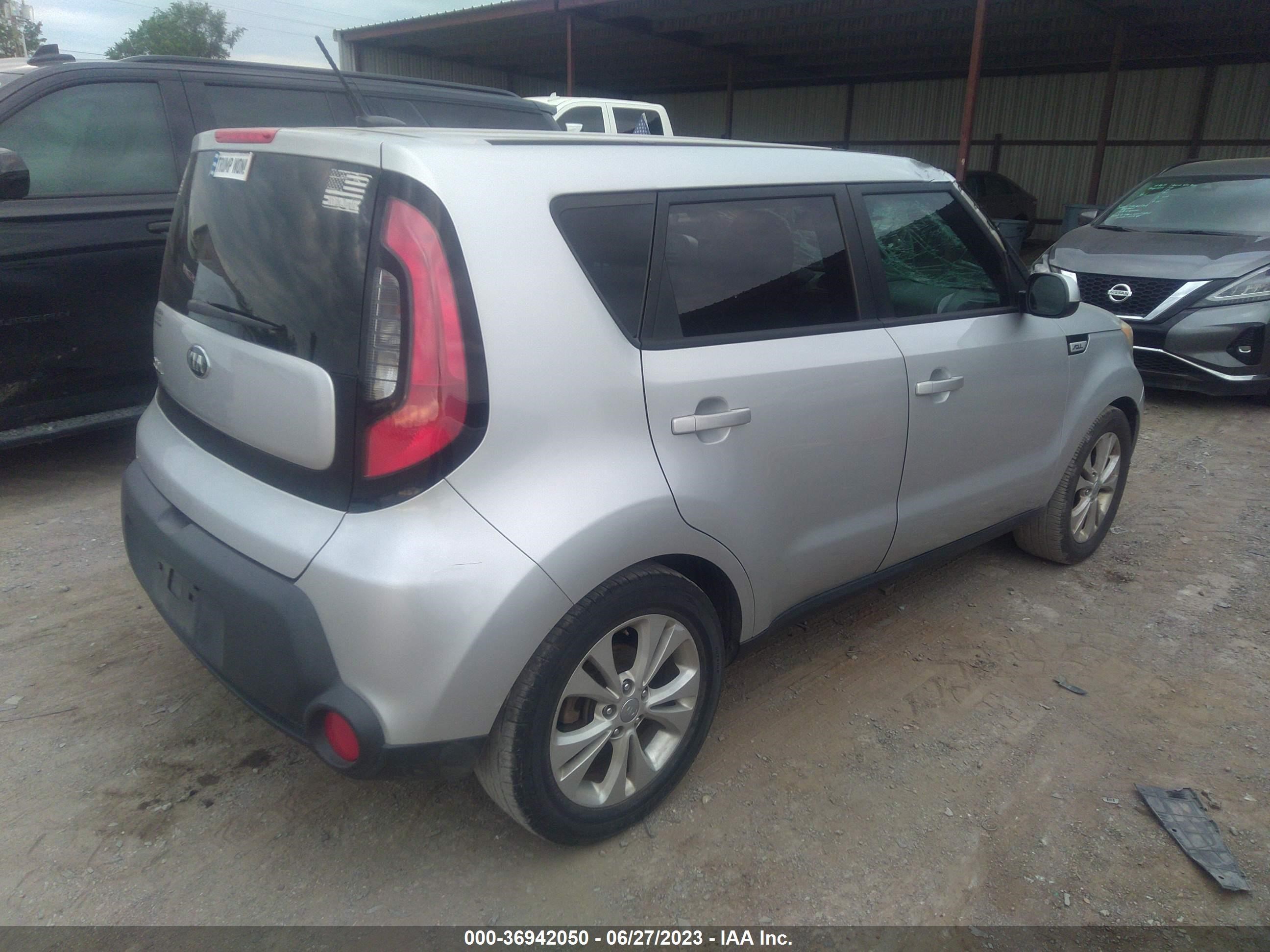 Photo 3 VIN: KNDJP3A50F7750204 - KIA SOUL 