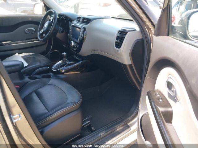 Photo 4 VIN: KNDJP3A50G7256748 - KIA SOUL 