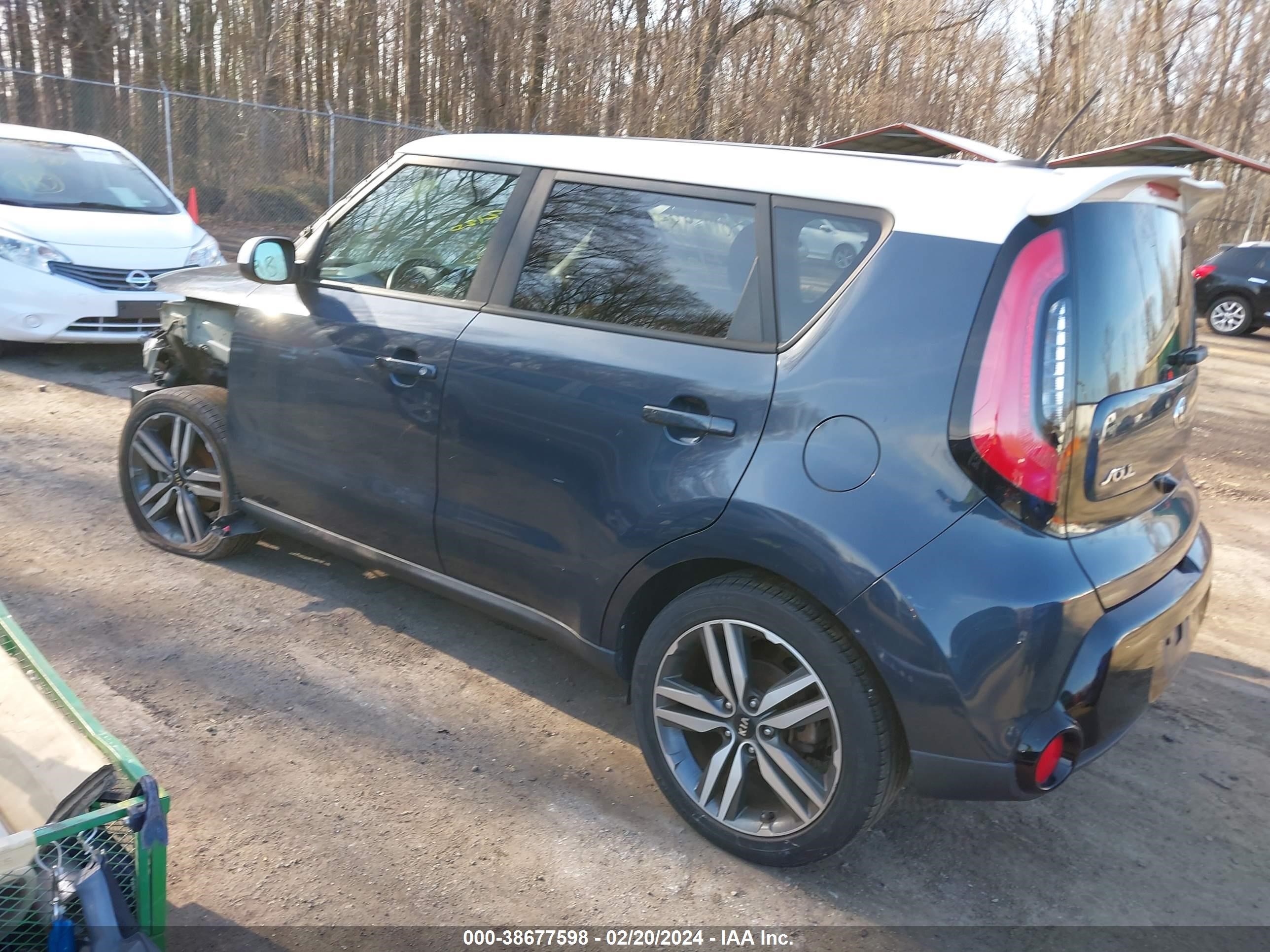 Photo 2 VIN: KNDJP3A50G7272853 - KIA SOUL 