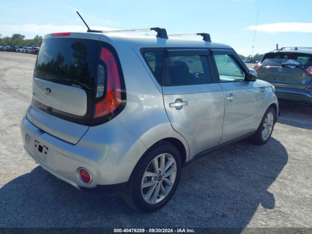 Photo 3 VIN: KNDJP3A50J7507727 - KIA SOUL 