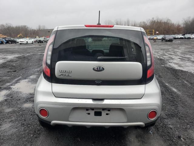 Photo 5 VIN: KNDJP3A50J7518078 - KIA SOUL + 