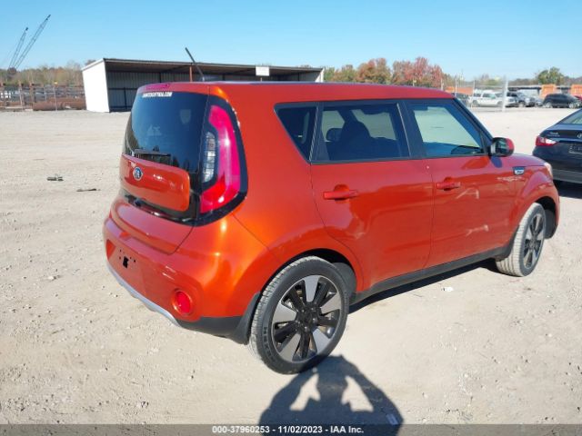 Photo 3 VIN: KNDJP3A50J7553574 - KIA SOUL 