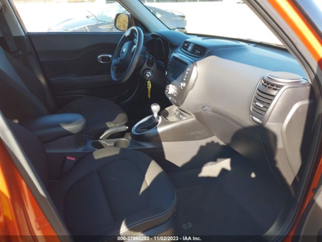 Photo 4 VIN: KNDJP3A50J7553574 - KIA SOUL 