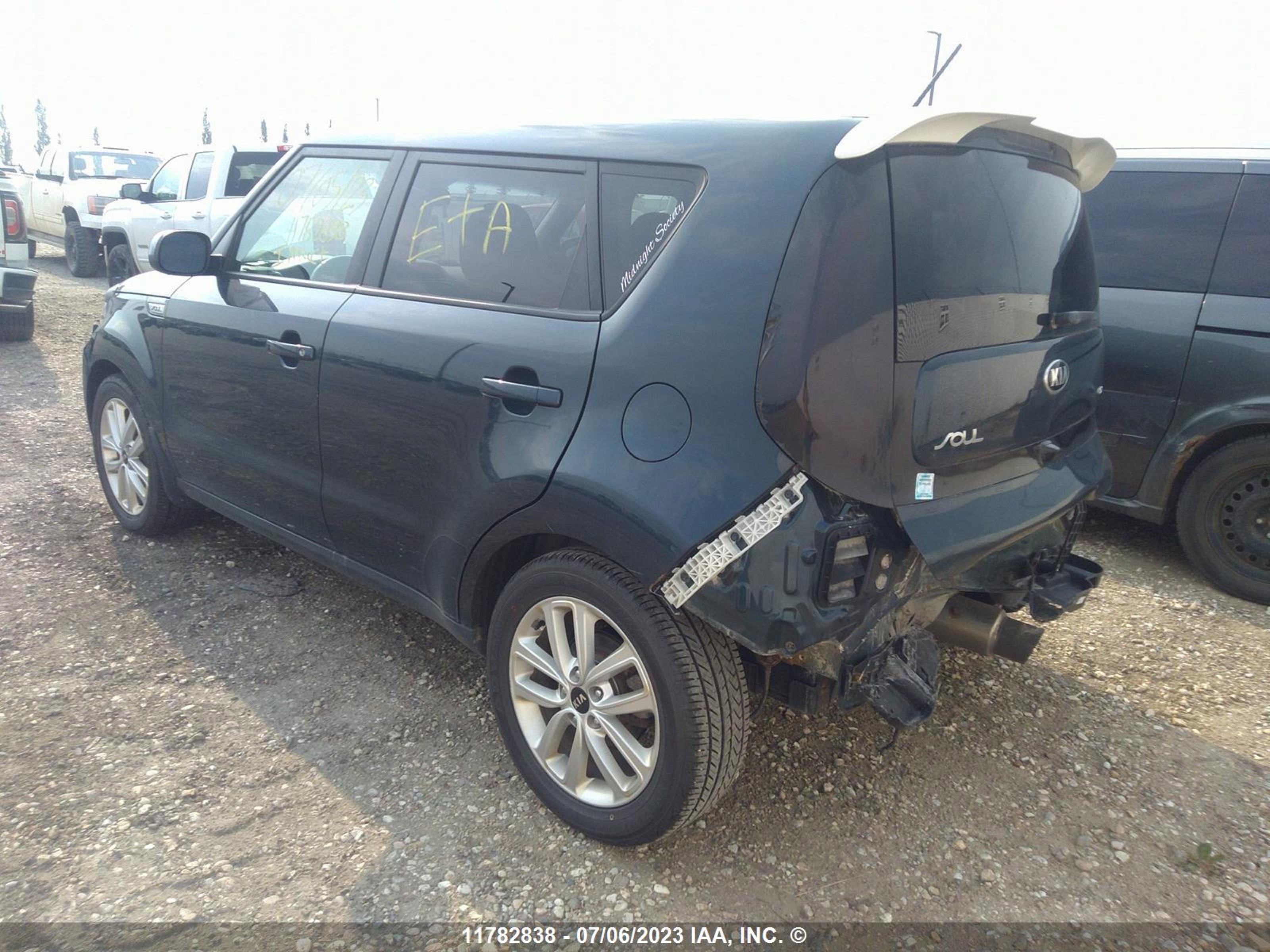 Photo 2 VIN: KNDJP3A50J7564266 - KIA SOUL 