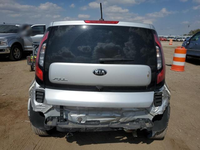 Photo 5 VIN: KNDJP3A50J7573825 - KIA SOUL + 