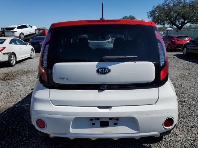 Photo 5 VIN: KNDJP3A50J7588678 - KIA SOUL 