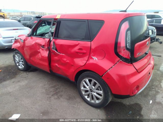 Photo 2 VIN: KNDJP3A50J7604216 - KIA SOUL 