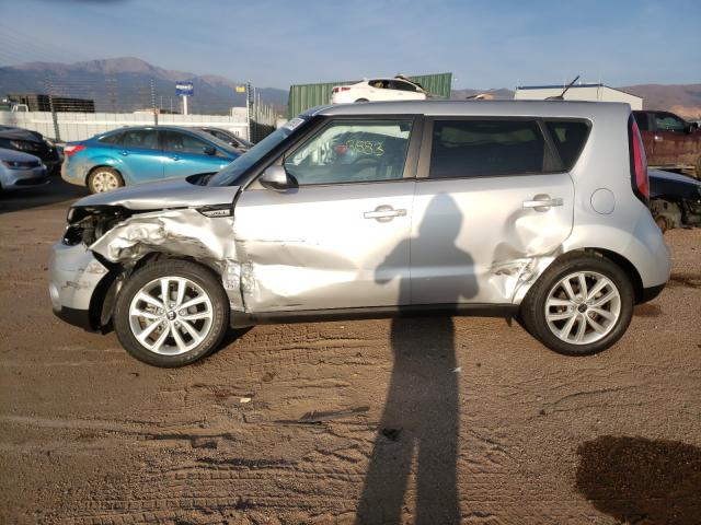 Photo 8 VIN: KNDJP3A50J7611568 - KIA SOUL + 