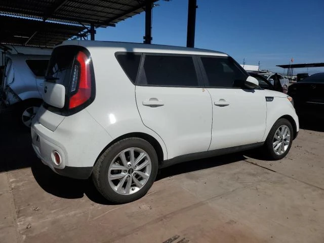 Photo 2 VIN: KNDJP3A50J7906122 - KIA SOUL + 