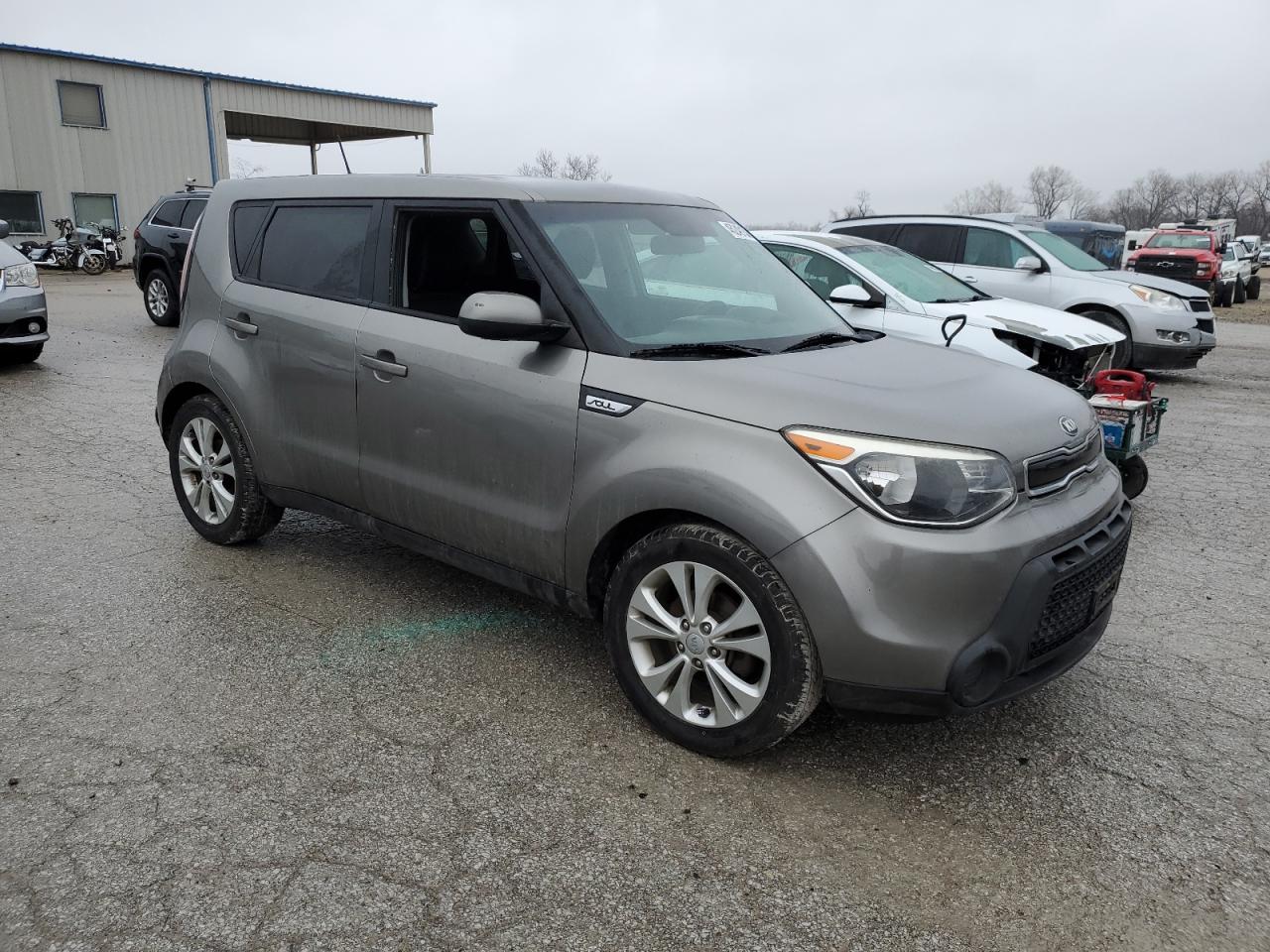 Photo 3 VIN: KNDJP3A51F7197899 - KIA SOUL 