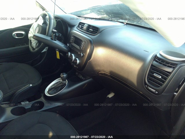 Photo 4 VIN: KNDJP3A51F7223112 - KIA SOUL 