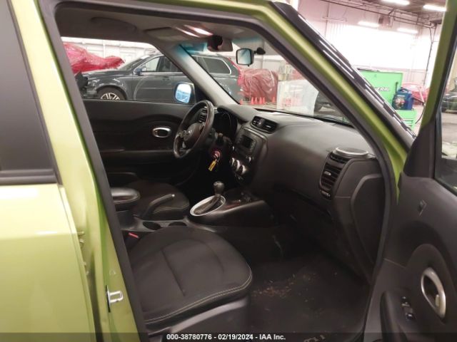 Photo 4 VIN: KNDJP3A51F7780909 - KIA SOUL 