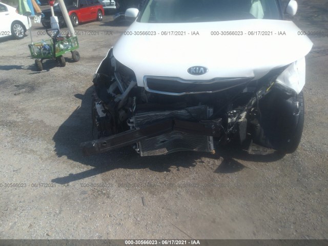 Photo 5 VIN: KNDJP3A51G7394511 - KIA SOUL 