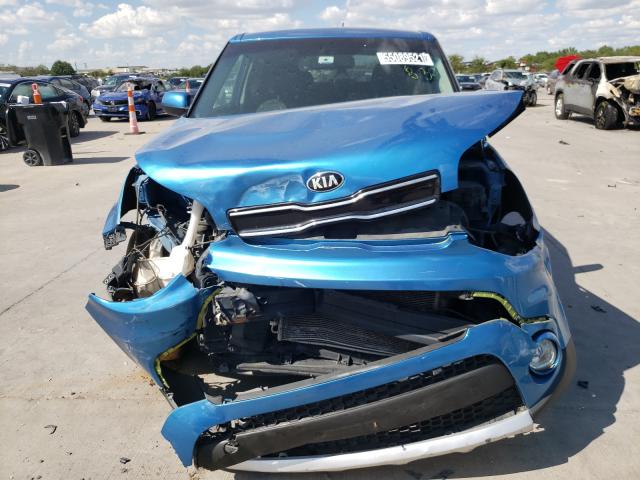 Photo 6 VIN: KNDJP3A51H7438511 - KIA SOUL + 