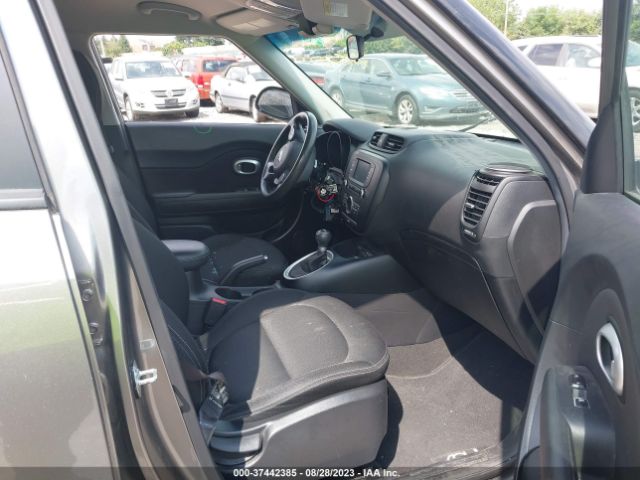 Photo 4 VIN: KNDJP3A51H7448228 - KIA SOUL 