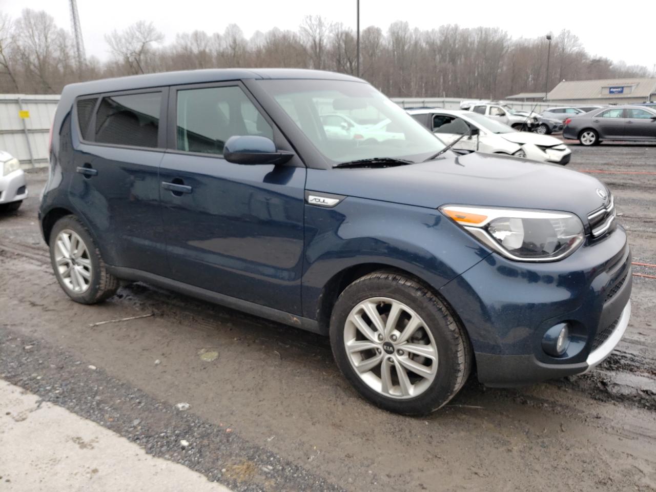 Photo 3 VIN: KNDJP3A51H7453817 - KIA SOUL 