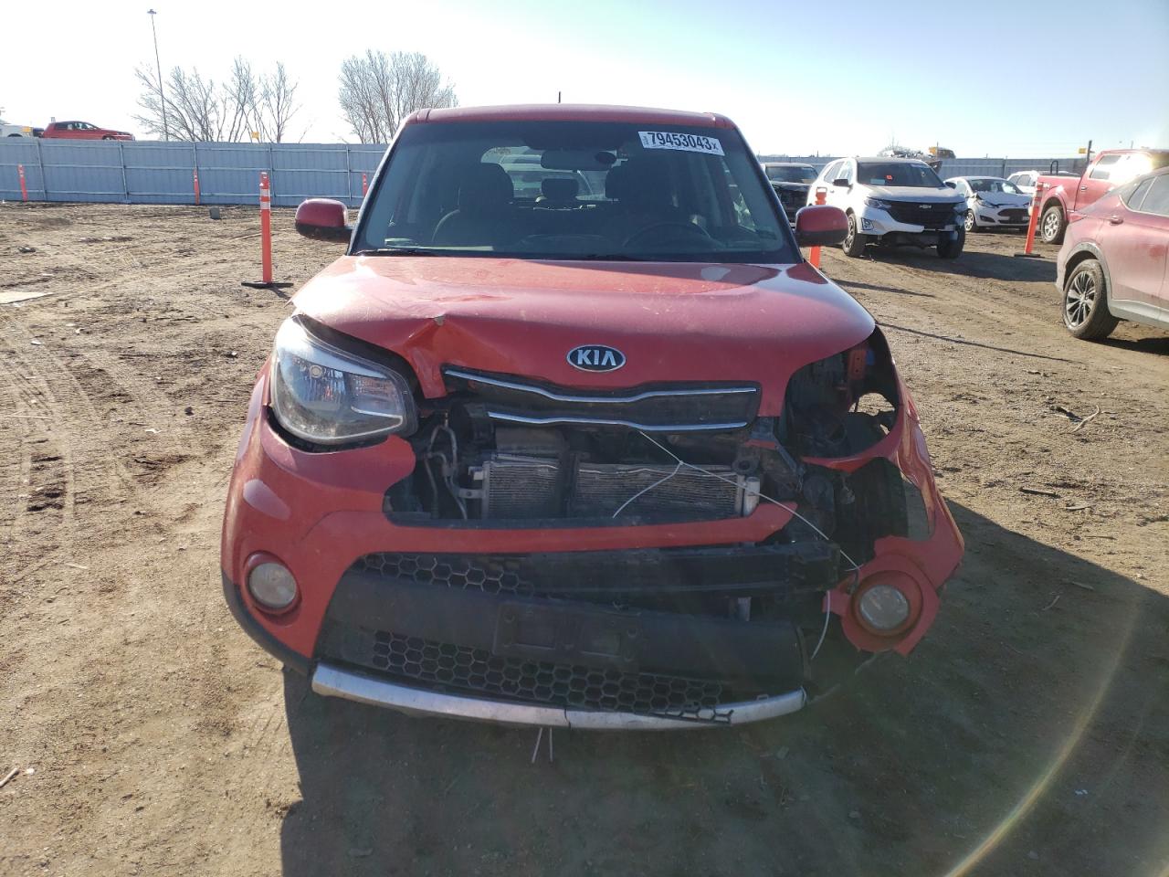 Photo 4 VIN: KNDJP3A51H7464459 - KIA SOUL 