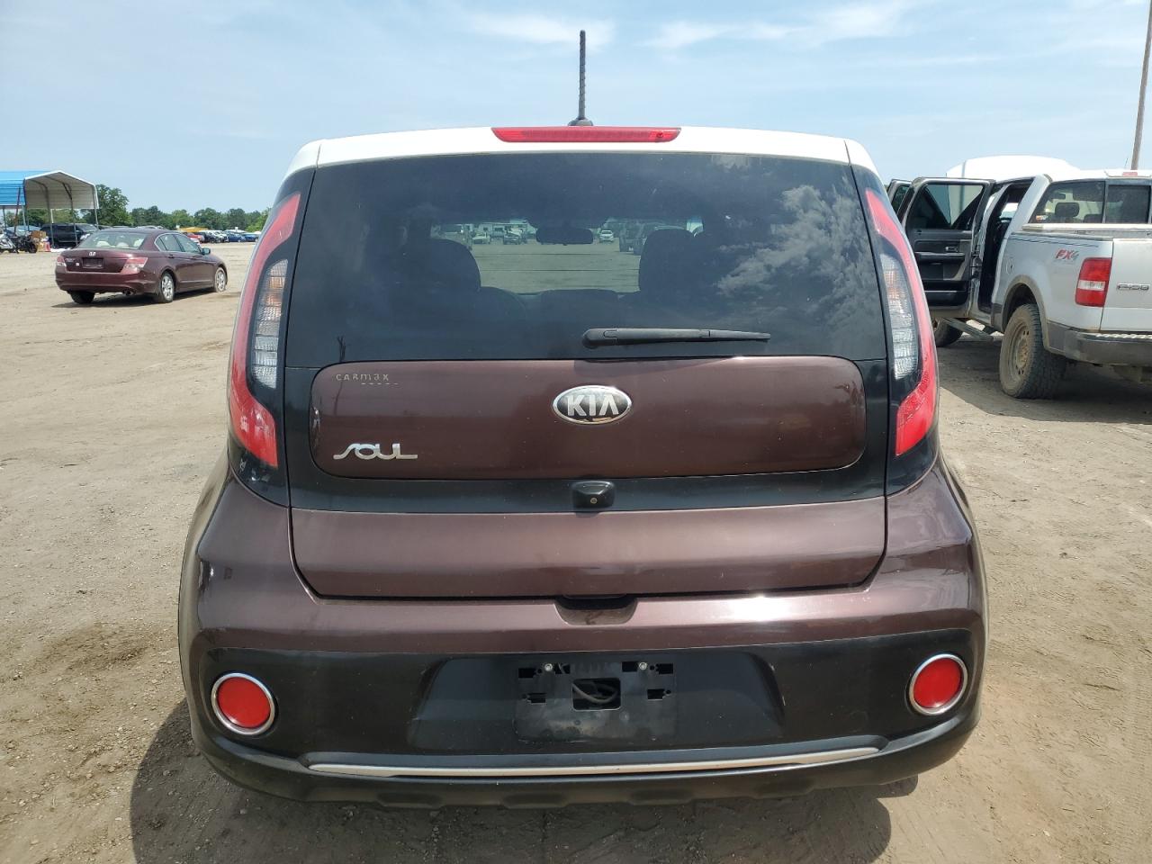 Photo 5 VIN: KNDJP3A51H7494772 - KIA SOUL 