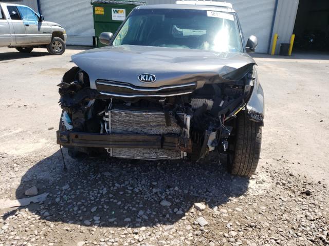 Photo 8 VIN: KNDJP3A51J7505565 - KIA SOUL + 