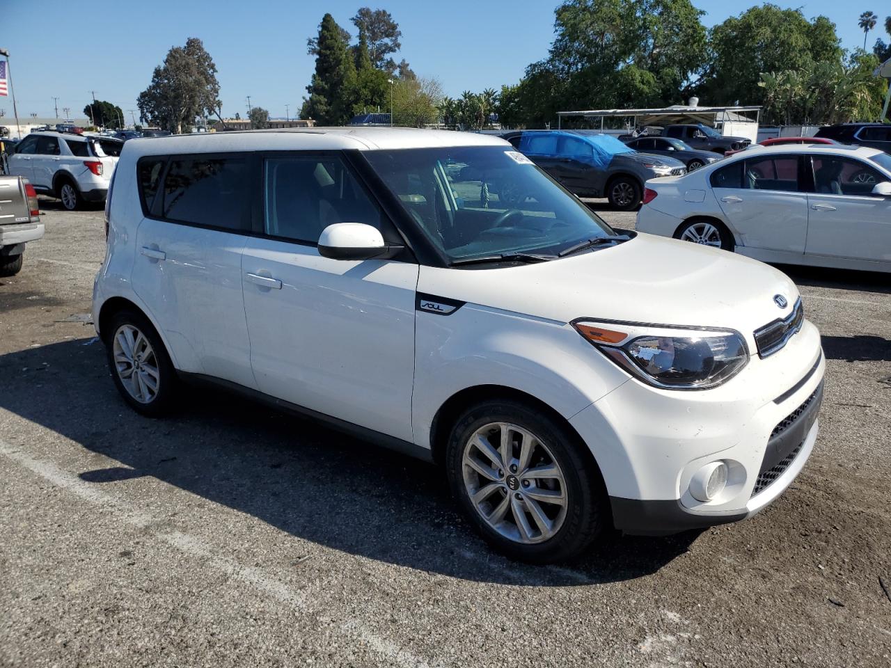 Photo 3 VIN: KNDJP3A51J7539067 - KIA SOUL 