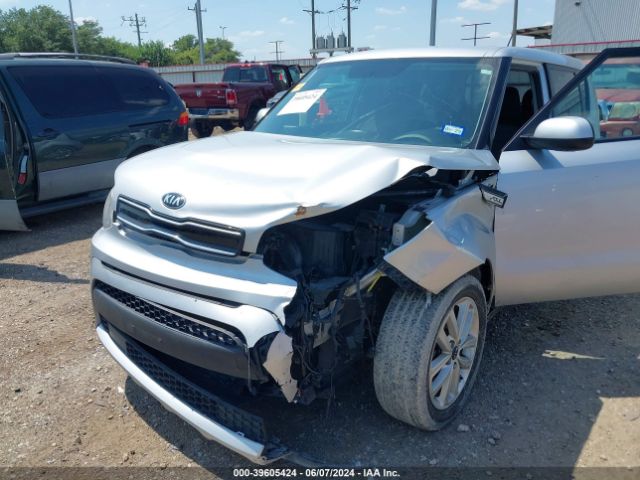 Photo 5 VIN: KNDJP3A51J7542146 - KIA SOUL 