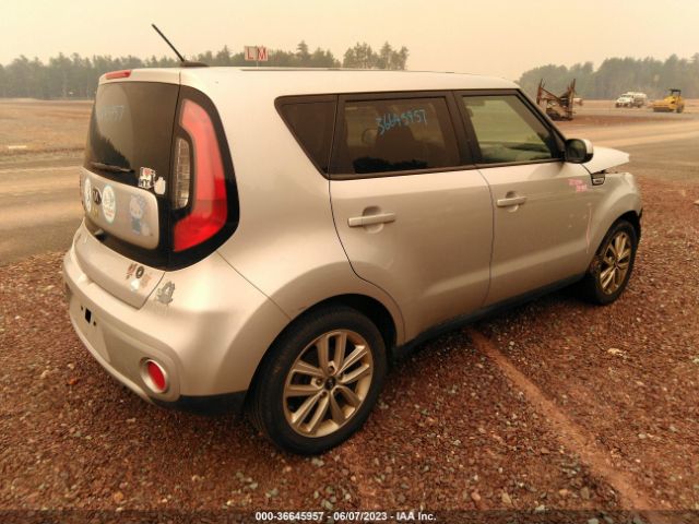 Photo 3 VIN: KNDJP3A51J7543510 - KIA SOUL 