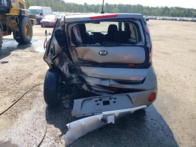 Photo 5 VIN: KNDJP3A51J7558573 - KIA SOUL + 