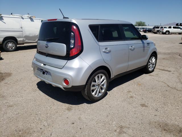 Photo 3 VIN: KNDJP3A51J7563594 - KIA SOUL + 