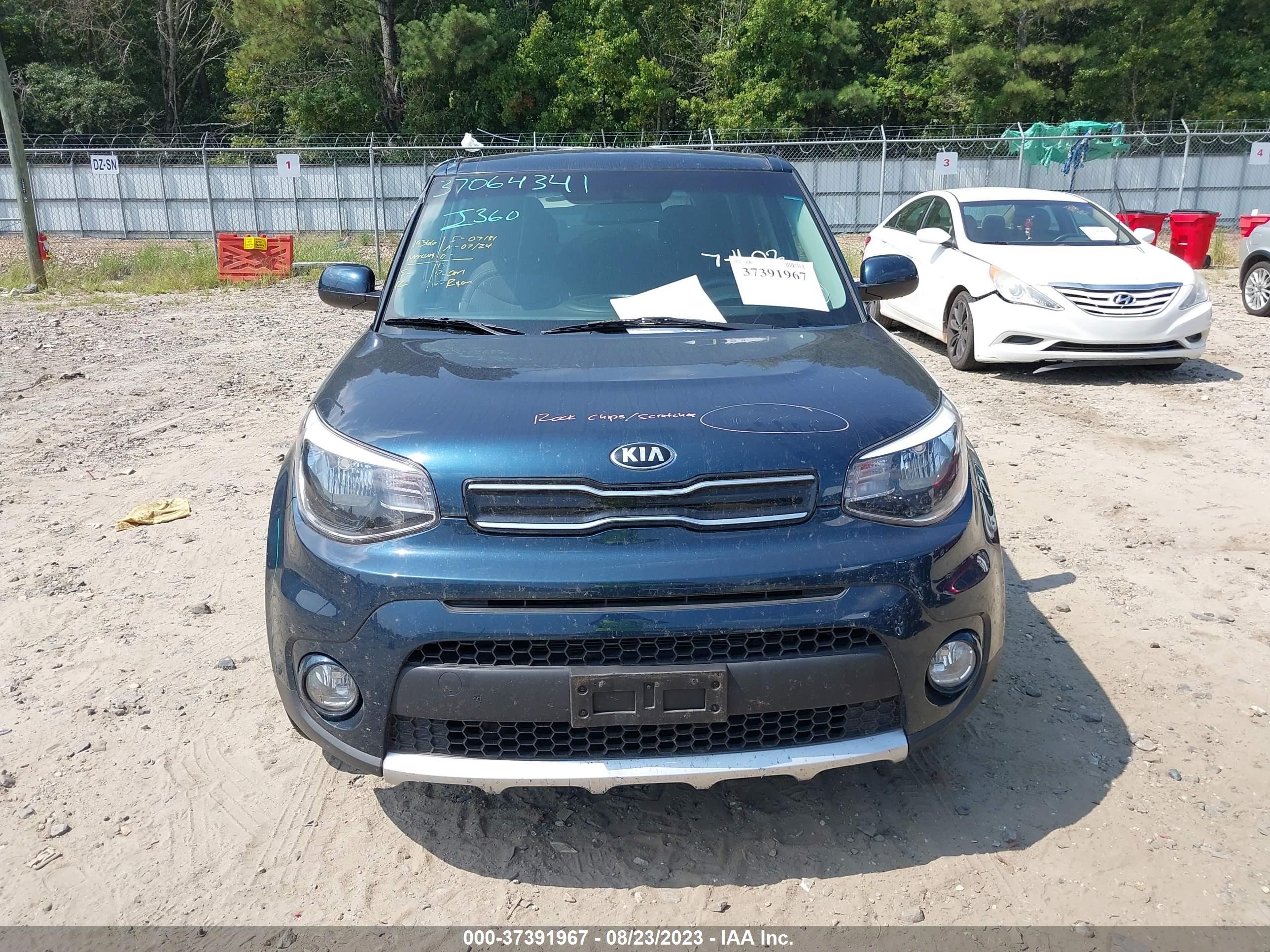 Photo 11 VIN: KNDJP3A51J7592125 - KIA SOUL 