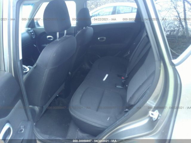 Photo 7 VIN: KNDJP3A51J7598992 - KIA SOUL 