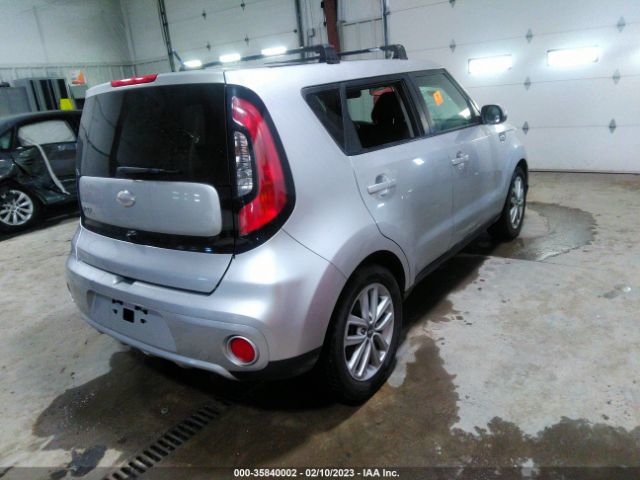 Photo 3 VIN: KNDJP3A51J7616875 - KIA SOUL 