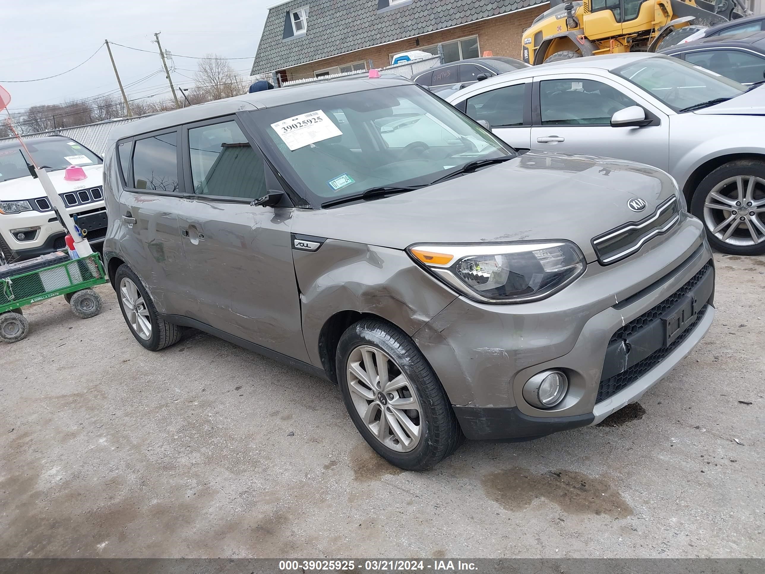 Photo 0 VIN: KNDJP3A51K7698219 - KIA SOUL 