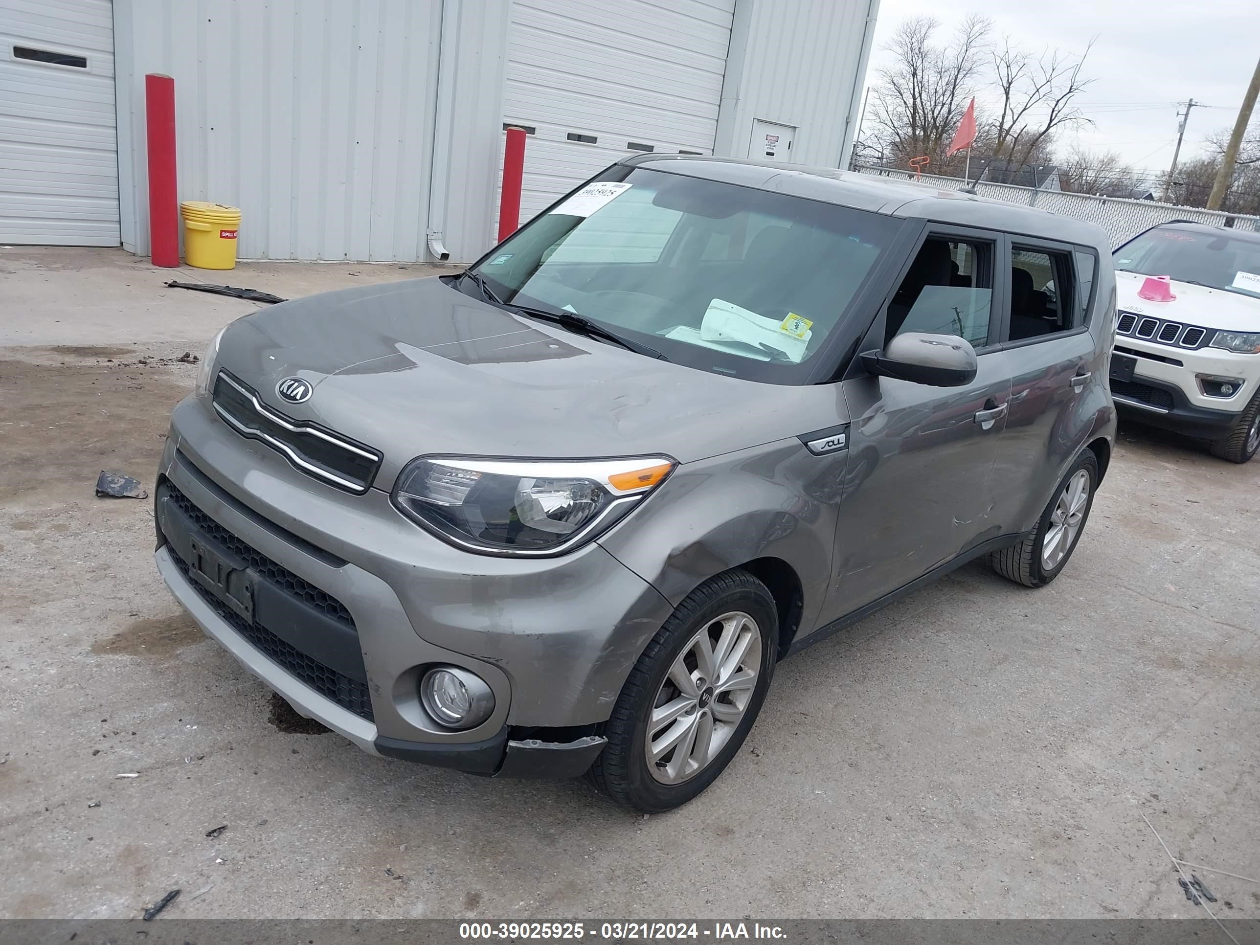 Photo 1 VIN: KNDJP3A51K7698219 - KIA SOUL 