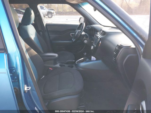 Photo 4 VIN: KNDJP3A52F7150185 - KIA SOUL 