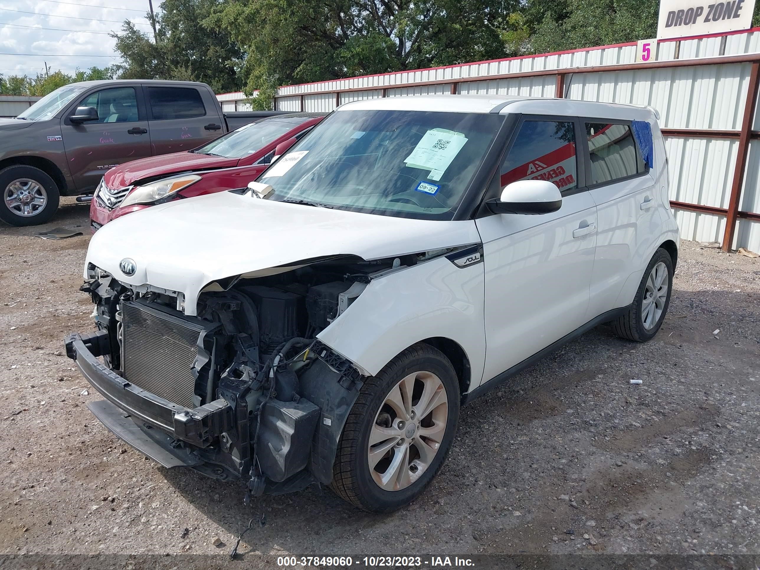 Photo 1 VIN: KNDJP3A52F7196177 - KIA SOUL 