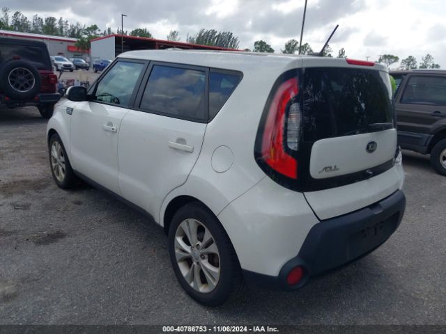 Photo 2 VIN: KNDJP3A52F7207873 - KIA SOUL 